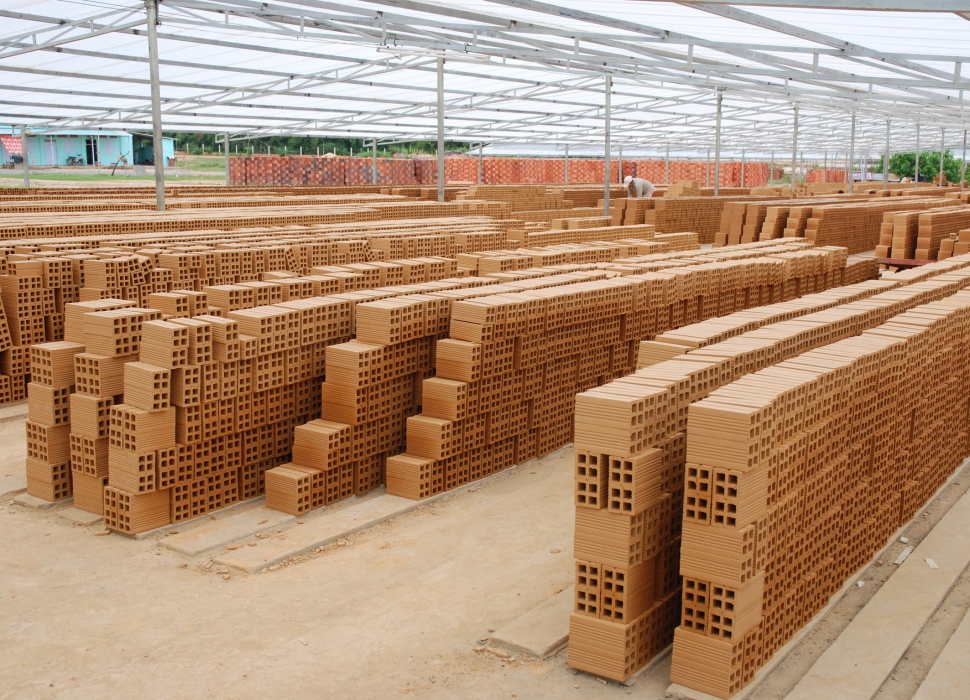 Mua gạch xây dựng giá rẻ quận Tân Phú